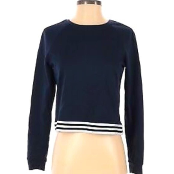 Anthropologie All Fenix Crewneck Cropped Silouhette Navy Sweatshirt M NWOT - Picture 1 of 13